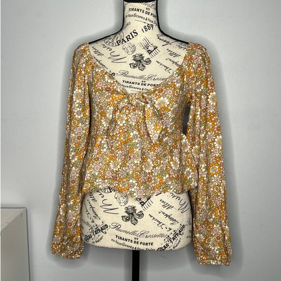 Daisy & Delilah (M) Floral Smocked Long Sleeve Peasant Top Tie Front Crop Blouse - Picture 15 of 16